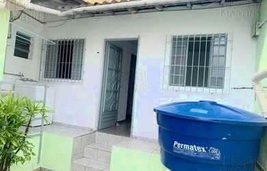 Imagem: A casa possui 1 Dormitório, 1 Banheiro, 30m² de Área e está