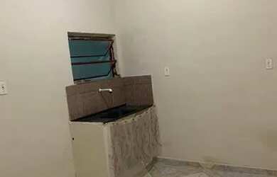 Imagem: A casa possui 1 Dormitório, 1 Banheiro e está localizado