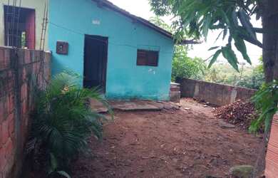 Imagem 2: Duas casas. 2 Banheirose2 Dormitórios