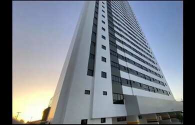 Imagem: O apartamento possui 2 Dormitórios, 2 Banheiros, 2 Vagas na