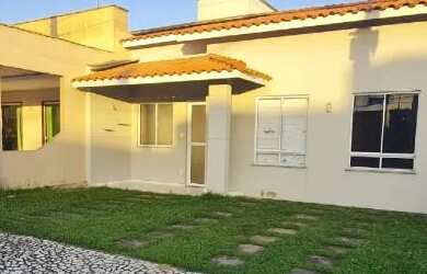 Imagem: A casa em condomínio possui 2 Dormitórios, 1 Banheiro, 2 Vagas