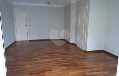 Imagem: O apartamento possui 3 Dormitórios, 5 Banheiros, 2 Vagas na