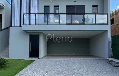 Imagem: A casa em condomínio possui 3 Dormitórios, 2 Banheiros, 4