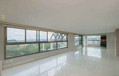 Imagem: O apartamento possui 4 Dormitórios, 3 Banheiros, 4 Vagas na