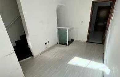 Imagem: A casa possui 2 Dormitórios, 3 Banheiros, 3 Vagas na garagem