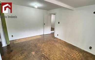 Imagem: O apartamento possui 3 Dormitórios, 1 Banheiro e 113m² de