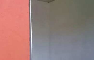 Imagem: A casa possui 1 Dormitório, 1 Banheiro e está localizado