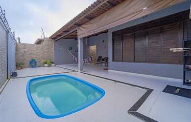 Imagem: A casa possui 3 Dormitórios, 2 Banheiros, 134m² de Área e