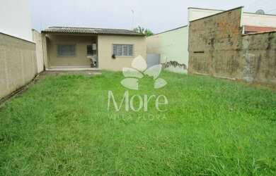 Imagem: A casa possui 1 Dormitório, 1 Banheiro, 40m² de Área e está