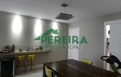 Imagem: O apartamento possui 2 Dormitórios, 2 Banheiros, 2 Vagas na