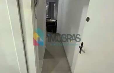 Imagem: A kitnet possui 1 Dormitório, 1 Banheiro, 40m² de Área e