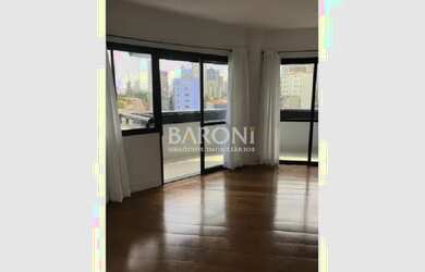 Imagem 1: Apartamento à venda na Vila Mariana, reformado, 110 m², 3 quartos sendo 1 suíte, 3 vagas