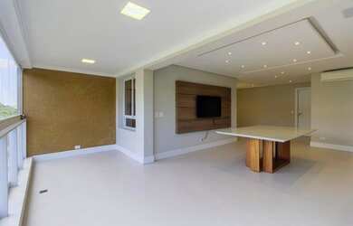 Imagem 9: Espetacular apartamento com 4 quartos Água Verde