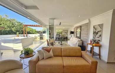 Imagem: O apartamento na cobertura possui 4 Dormitórios, 4 Banheiros