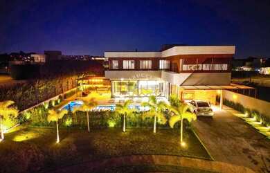 Imagem: A casa em condomínio possui 3 Dormitórios, 5 Banheiros, 4