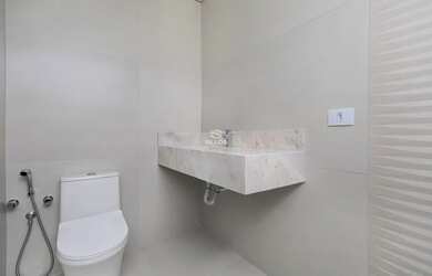 Imagem 11: Casa em condomínio à venda com 3 suítes no Santa Cândida em Curitiba