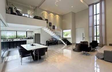 Imagem 2: CASA DE ALTO PADRÃO À VENDA NO JARDIM BOTÂNICO / 4 SUÍTES / ÁREA...