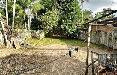 Imagem 3: Casa grande sítio. 1.265m² de Área, 3 Vagas na garageme3 Dormitórios