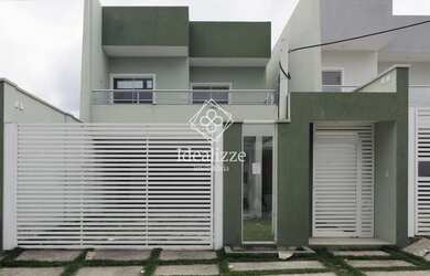 Imagem: A casa possui 4 Dormitórios, 4 Banheiros, 4 Vagas na garagem