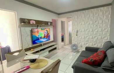 Imagem: O apartamento possui 2 Dormitórios, 1 Banheiro, 1 Vaga na garagem