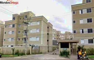 Imagem: O apartamento possui 3 Dormitórios, 1 Banheiro, 1 Vaga na garagem