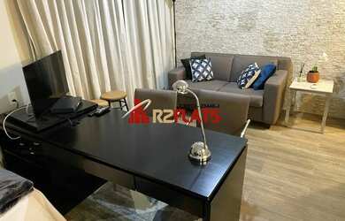 Imagem: O studio possui 1 Dormitório, 1 Banheiro, 1 Vaga na garagem