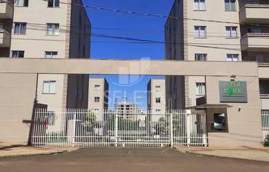 Imagem: O apartamento possui 3 Dormitórios, 1 Banheiro, 1 Vaga na garagem