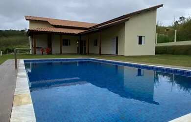 Imagem: A fazenda possui 500m² de Área e está localizado em Parque