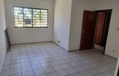 Imagem: O apartamento possui 2 Dormitórios, 2 Banheiros, 2 Vagas na