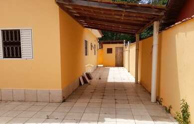 Imagem 3: Casa a venda no Pedreira. Área de serviço, 2 Vagas na garageme3 Dormitórios