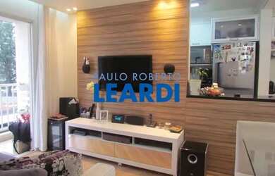 Imagem: O apartamento possui 4 Dormitórios, 2 Banheiros, 2 Vagas na