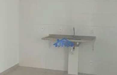 Imagem: O apartamento possui 1 Dormitório, 1 Banheiro, 1 Vaga na garagem