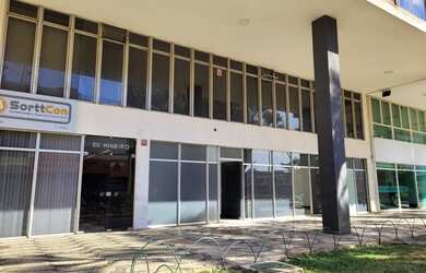 Imagem: O depósito possui 677m² de Área e está localizado em Asa