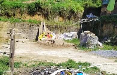 Imagem 1: Vendo terreno no morro Sao Bento Vila Gema 10 por 15 150 metros quadrados