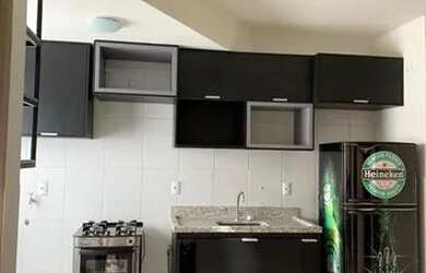 Imagem: O apartamento possui 1 Dormitório, 1 Banheiro, 1 Vaga na garagem