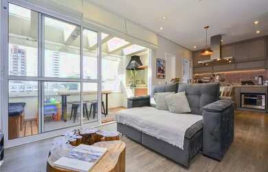 Imagem: O apartamento possui 2 Dormitórios, 3 Banheiros, 2 Vagas na