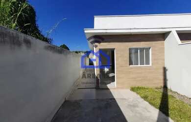 Imagem: A casa possui 2 Dormitórios, 2 Banheiros, 1 Vaga na garagem