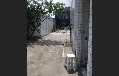 Imagem: O terreno possui 600m² de Área e está localizado em Vila