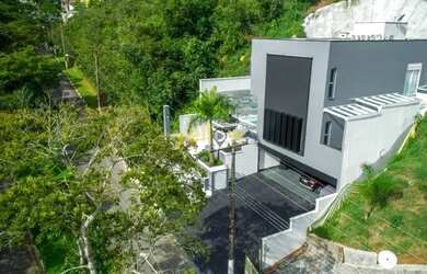 Imagem 8: Casa em Condomínio Fechado em Condomínio Hills III - Arujá, SP