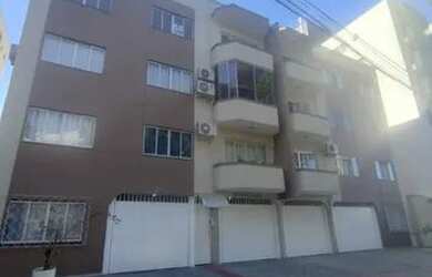 Imagem: O apartamento possui 3 Dormitórios, 1 Banheiro, 1 Vaga na garagem