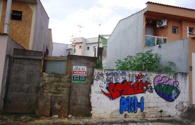 Imagem: O terreno possui 126m² de Área e está localizado em Vila