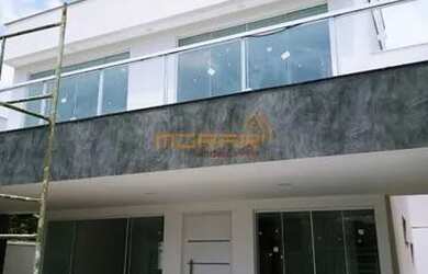 Imagem: A casa em condomínio possui 4 Dormitórios, 4 Banheiros, 3