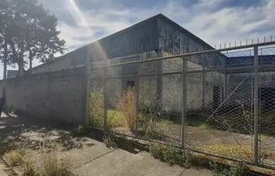 Imagem: O depósito possui 2.500m² de Área e está localizado em