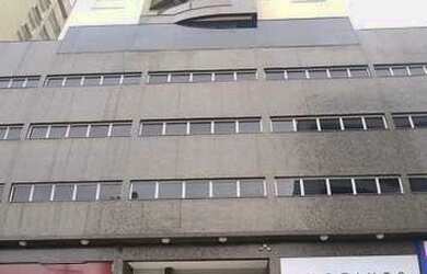 Imagem: O apartamento possui 2 Dormitórios, 1 Banheiro, 75m² de Área