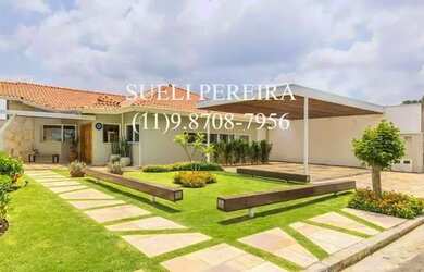 Imagem: A casa em condomínio possui 3 Dormitórios, 4 Banheiros, 4