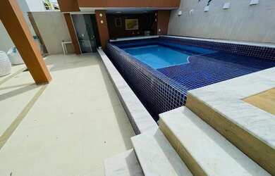 Imagem: A casa em condomínio possui 4 Dormitórios, 4 Banheiros, 2