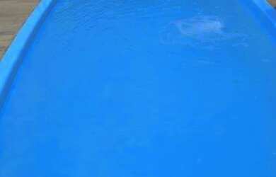 Imagem: A casa possui 2 Dormitórios, 2 Banheiros, 2 Vagas na garagem