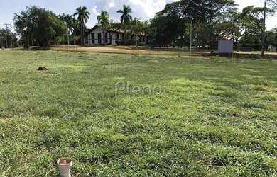 Imagem: O terreno possui 421m² de Área e está localizado em Tanquinho