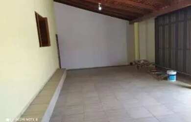 Imagem: A casa em condomínio possui 3 Dormitórios, 2 Banheiros, 1