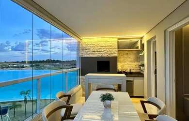 Imagem: A casa em condomínio possui 3 Dormitórios, 3 Banheiros, 2